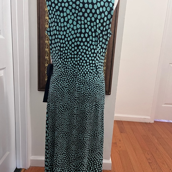 Taylor Green Ruched Wrap Maxi Dress - Picture 6 of 10